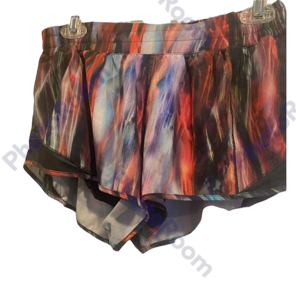 lululemon athletica Shorts 73 Lululemon Multicolor Shorts Size